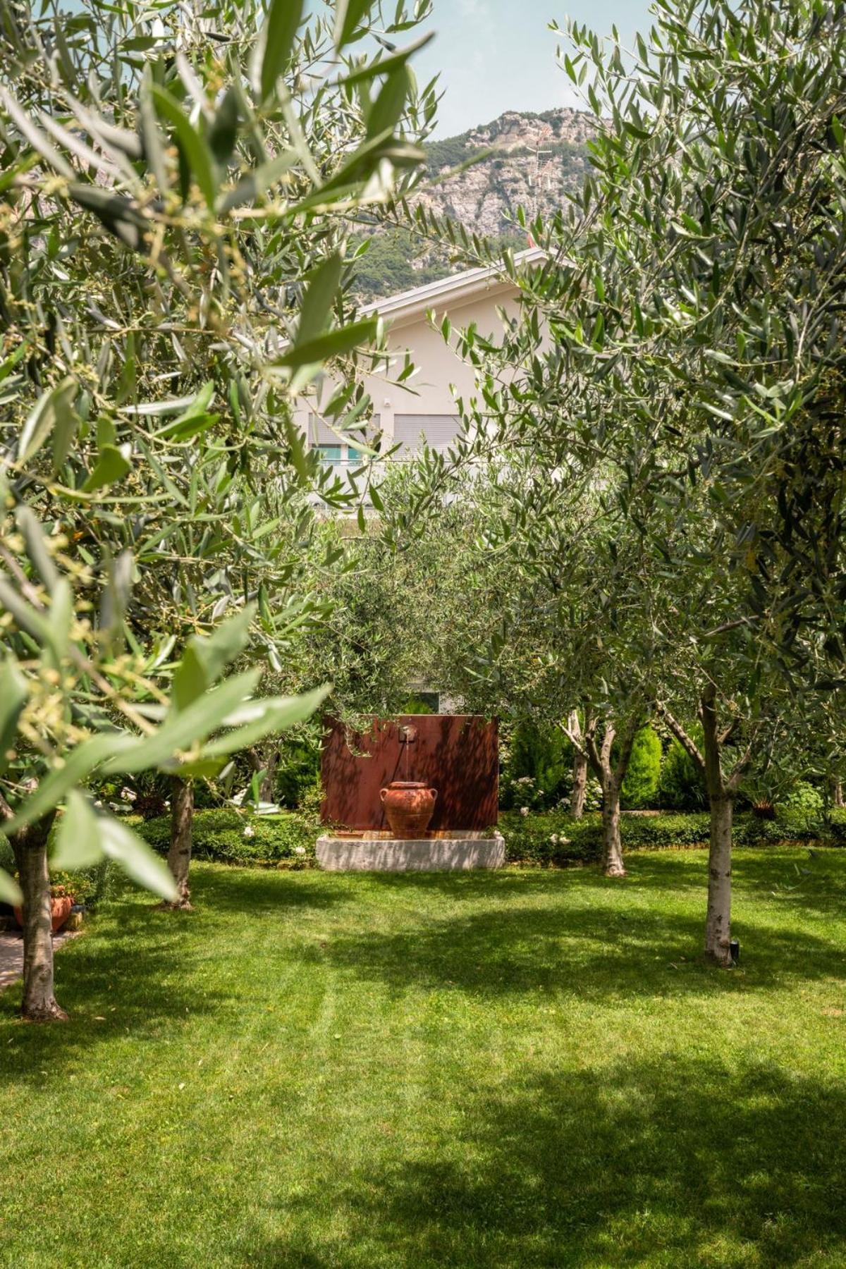 Casa 32 Loft - Garda Lake Torbole Sul Garda Ngoại thất bức ảnh