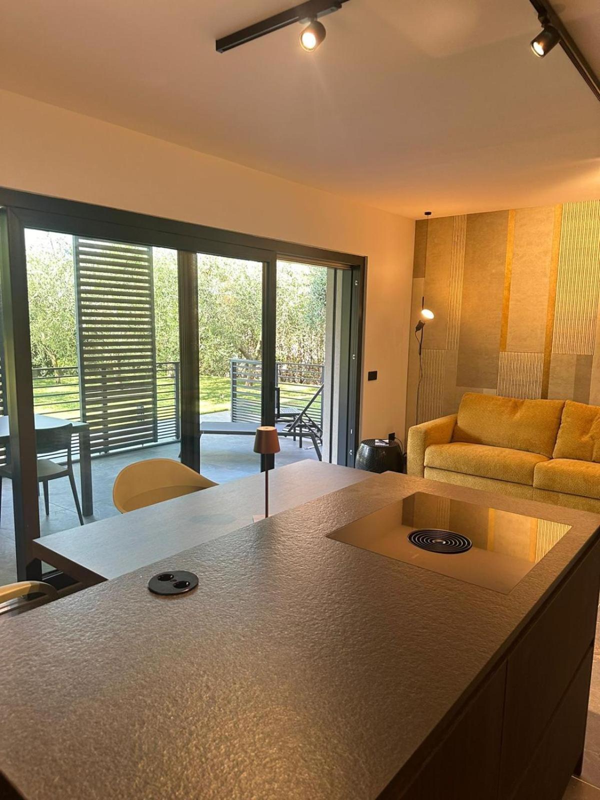 Casa 32 Loft - Garda Lake Torbole Sul Garda Ngoại thất bức ảnh