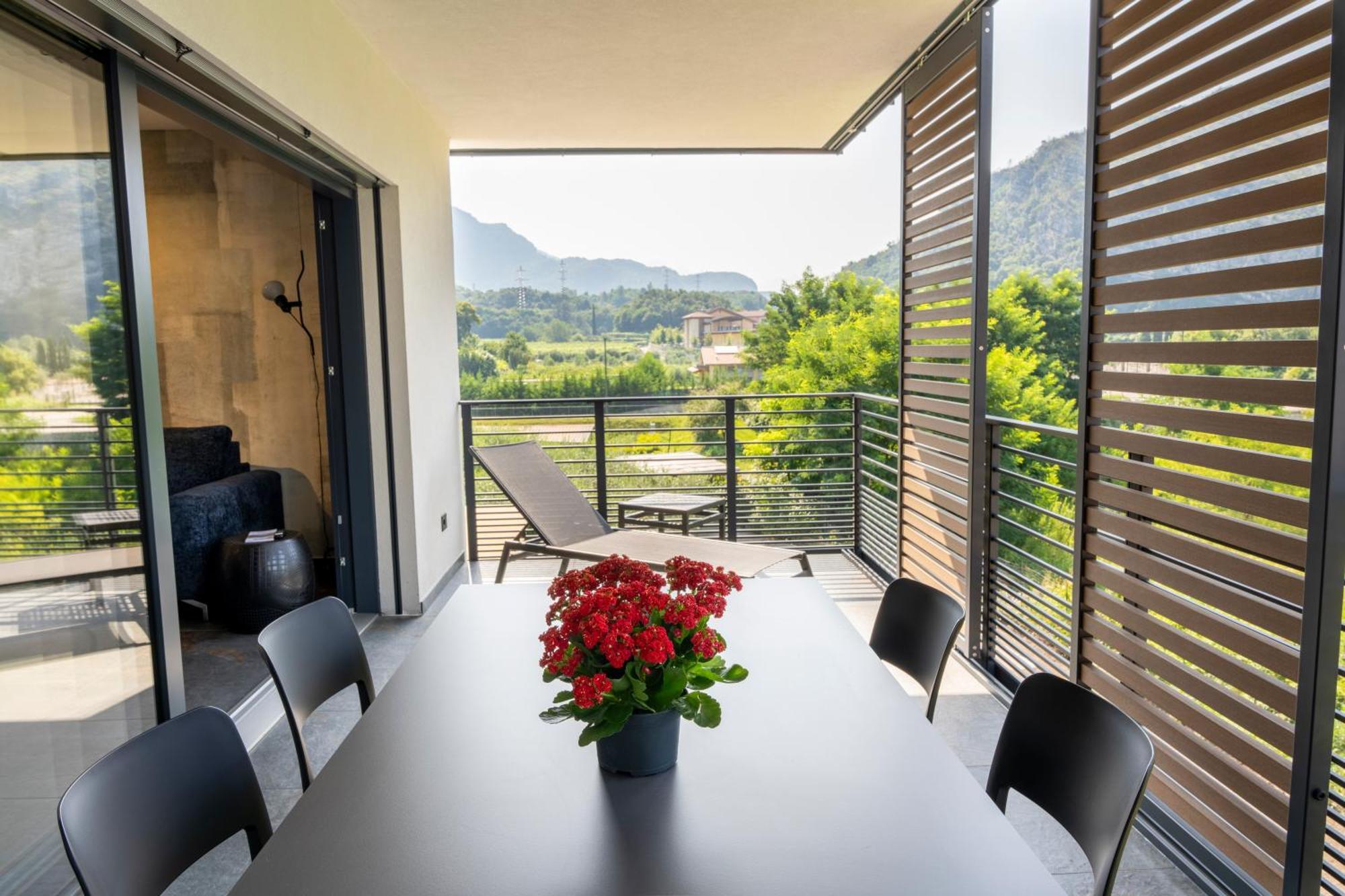 Casa 32 Loft - Garda Lake Torbole Sul Garda Ngoại thất bức ảnh